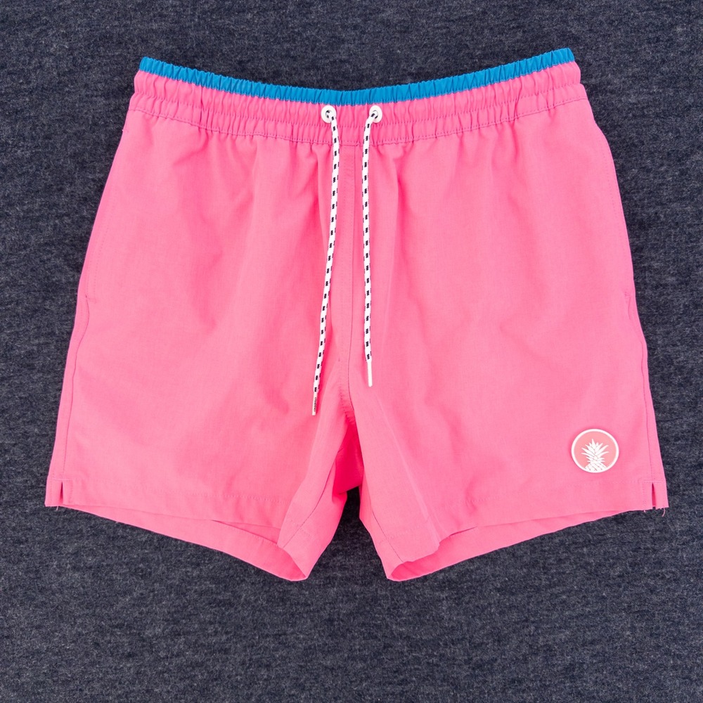 Chubbies Swim Trunks Mens Medium Pink 5.5 Inseam Pineapple Lined